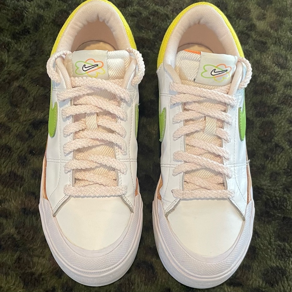 Womens Court Legacy Lift Sneaker - Picture 9 of 15